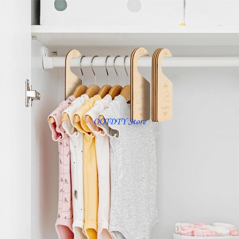 Baby Clothing Hanger Dividers - Cintres pour vêtements pour bébés 367A,